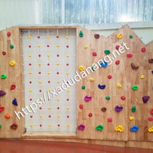 Vách leo núi mầm non